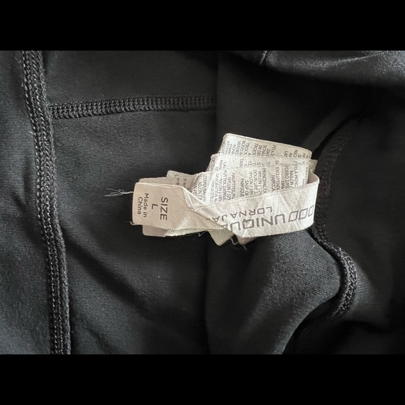 Lorna Jane cut out tights. - Picture 5 of 5